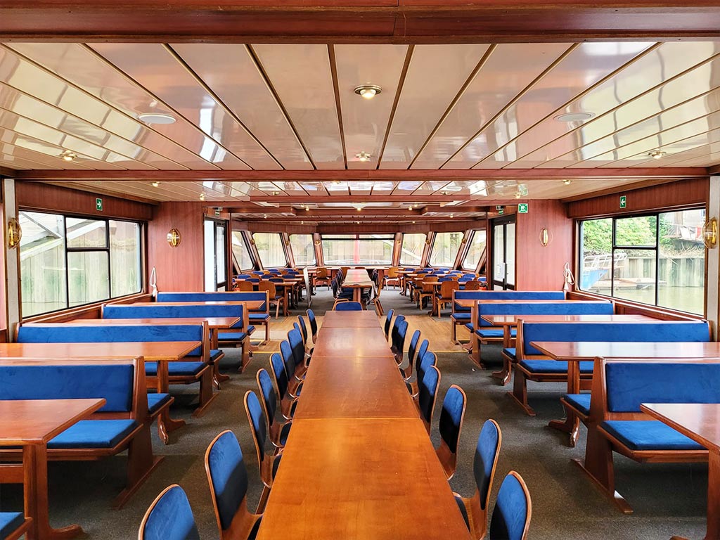 Fahrgastschiff-Solar4